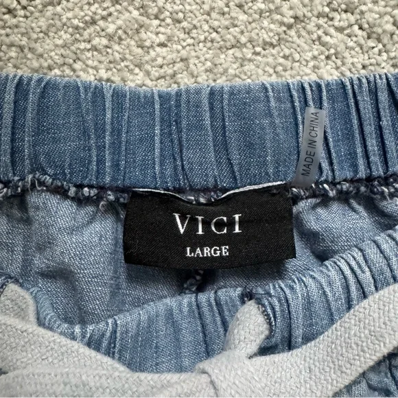 Saddleback Pocketed Frayed Tencel Shorts Large NWOT - Picture 6 of 7